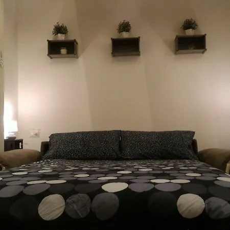 Un Rubino Fra I Sassi *