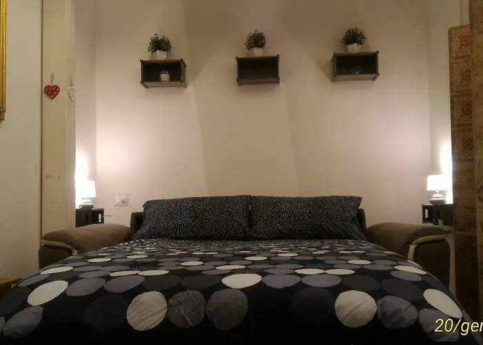 Un Rubino Fra I Sassi *